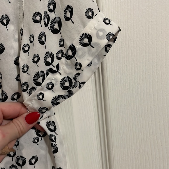 🛍️EUC Loft button down collared blouse size sp 268 - Picture 3 of 4